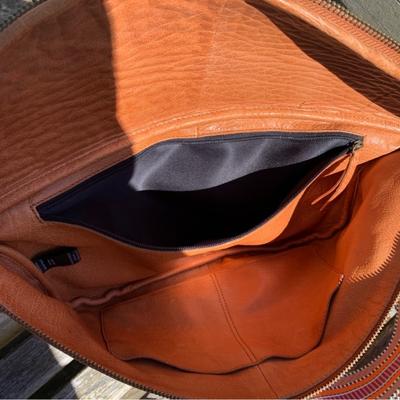 XL Vegas bumbag by muud Danish lifestyle brand designed for knitters. - Picture 7 of 7